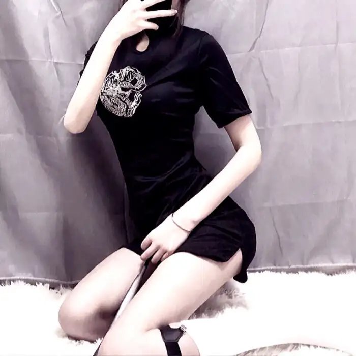 绝色小神医 海报